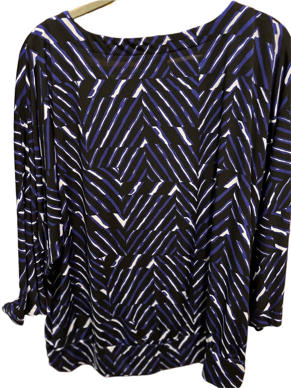 39. WOMENS CHICO’S TRAVELERS 3/XL DETAIL TOP - Picture 5 of 5